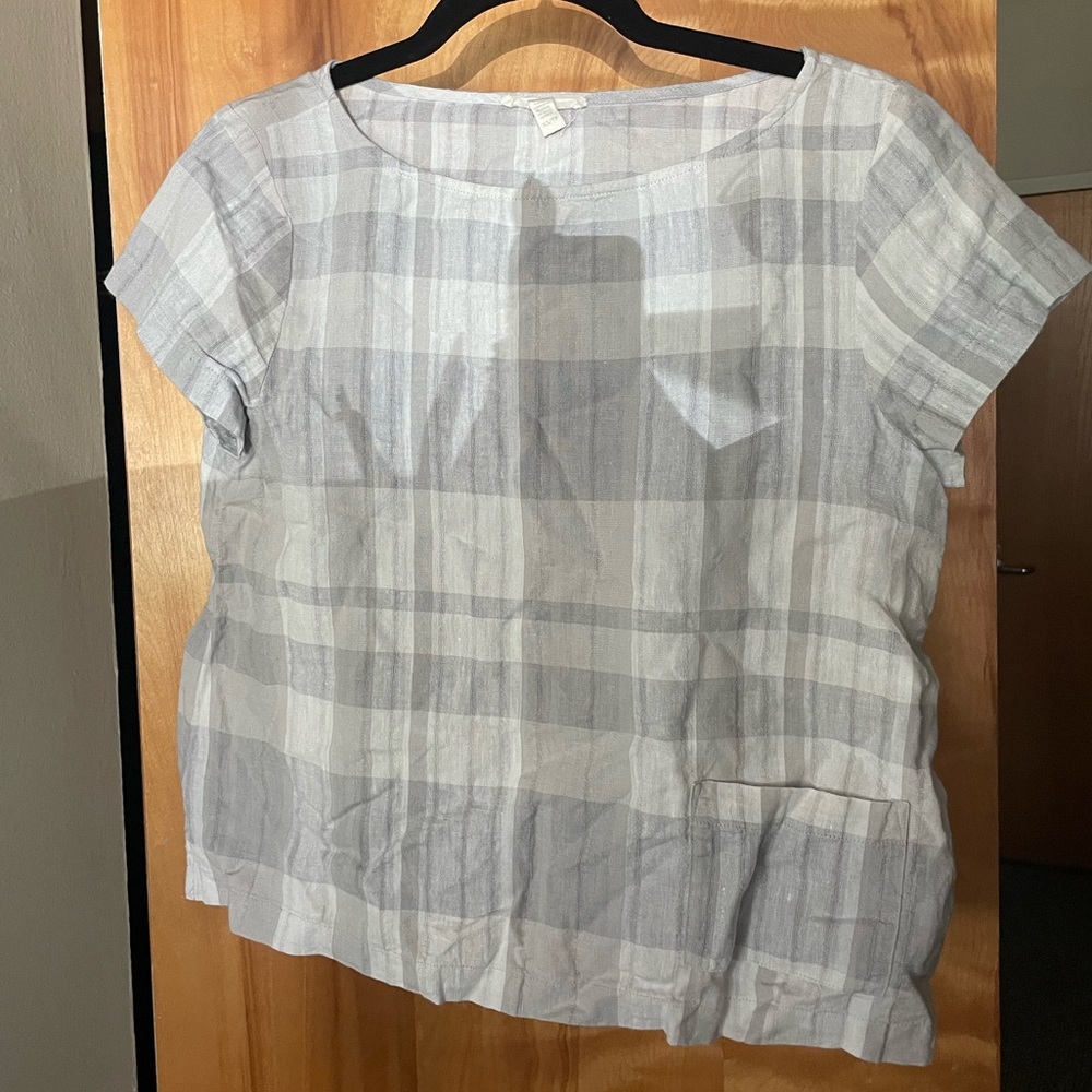 Eileen fisher linen top with pocket detail